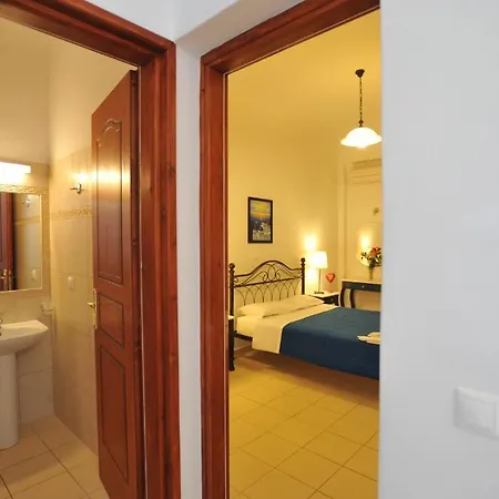 Sunflower Aparthotel Kamári Zewnętrze zdjęcie