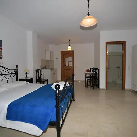 Sunflower Aparthotel Kamári Zewnętrze zdjęcie