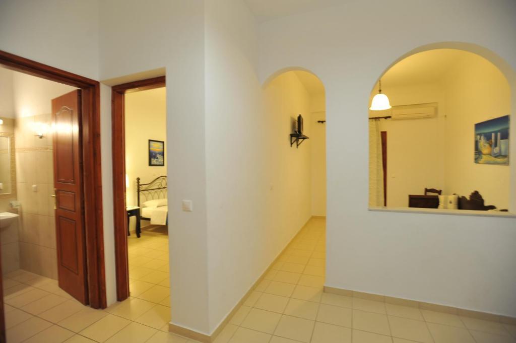 Sunflower Hotel Kamári